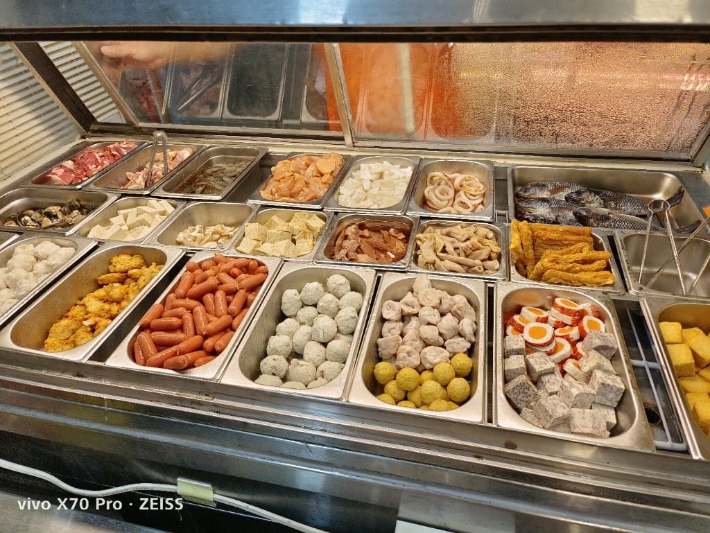 【台北吃到飽】想肉了自助火鍋吃到飽，開幕期間還送石蟳哦❤️