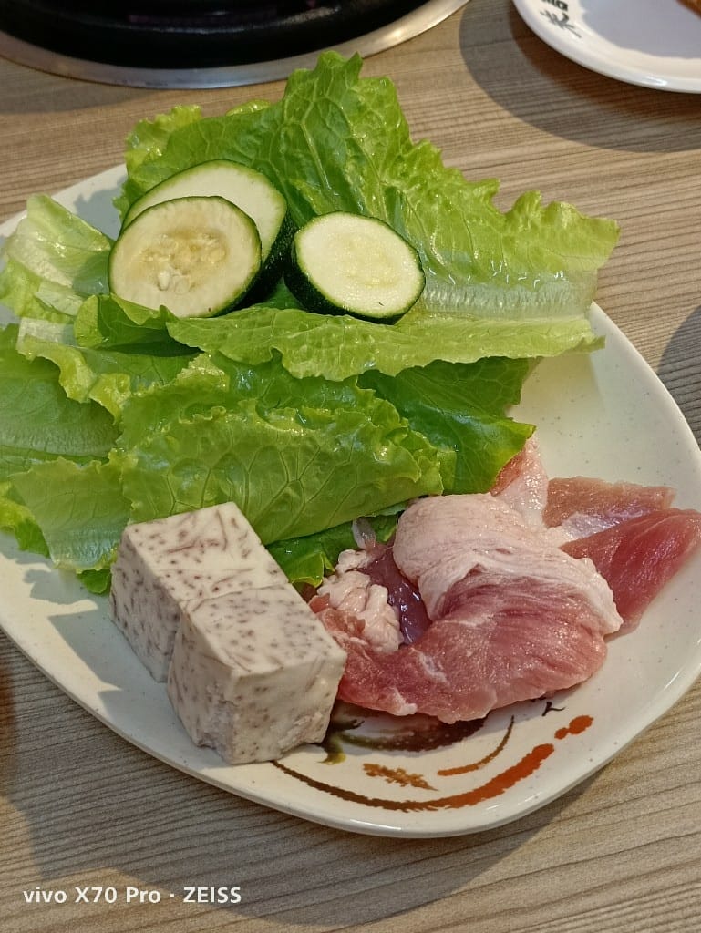 【台北吃到飽】想肉了自助火鍋吃到飽，開幕期間還送石蟳哦❤️