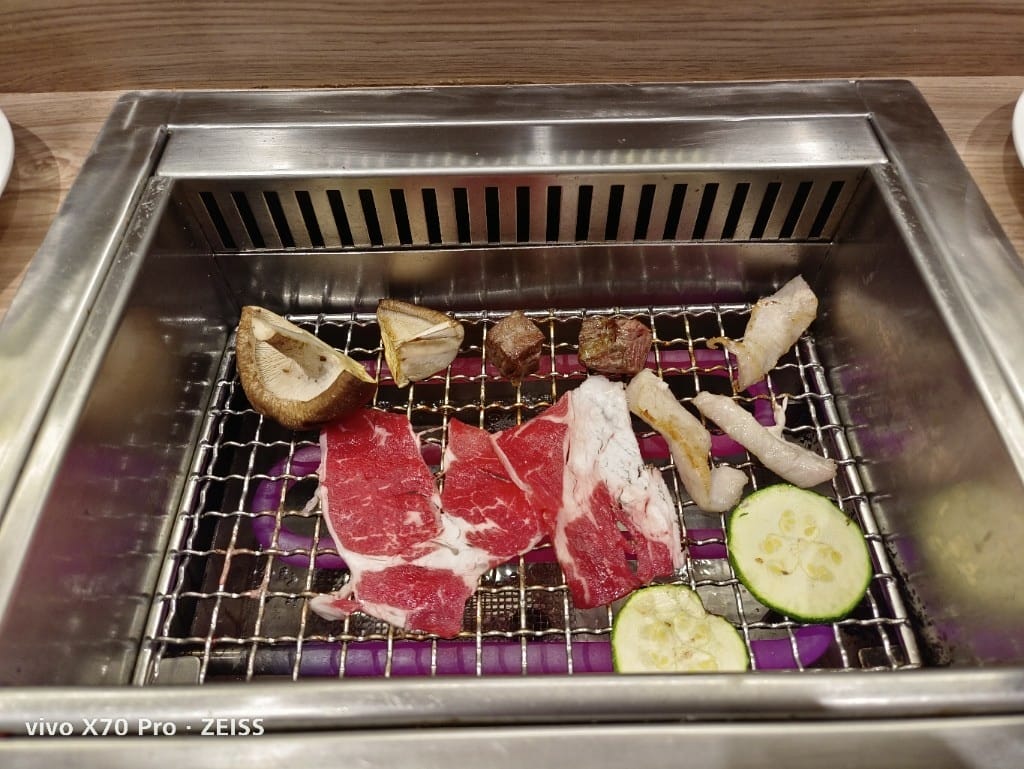 【桃園吃到飽】迴饗迴轉燒肉，單人友善的迴轉燒肉干貝吃到飽❤️