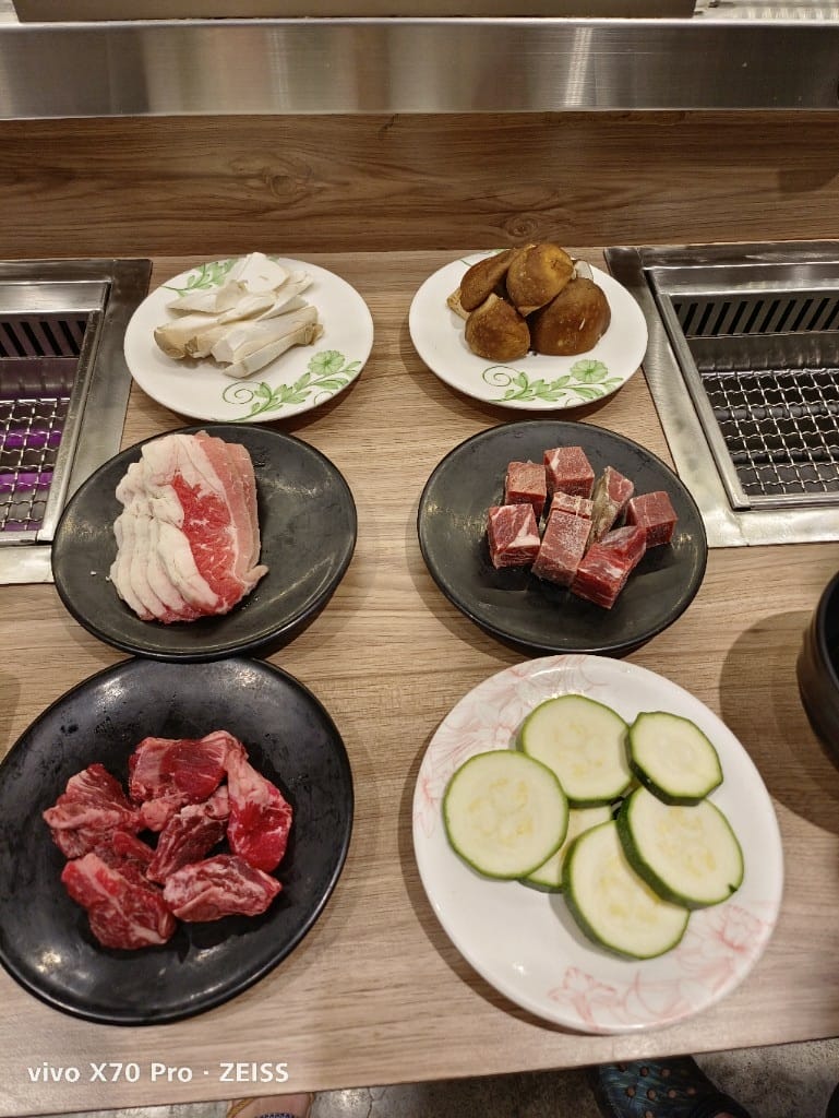 【桃園吃到飽】迴饗迴轉燒肉，單人友善的迴轉燒肉干貝吃到飽❤️