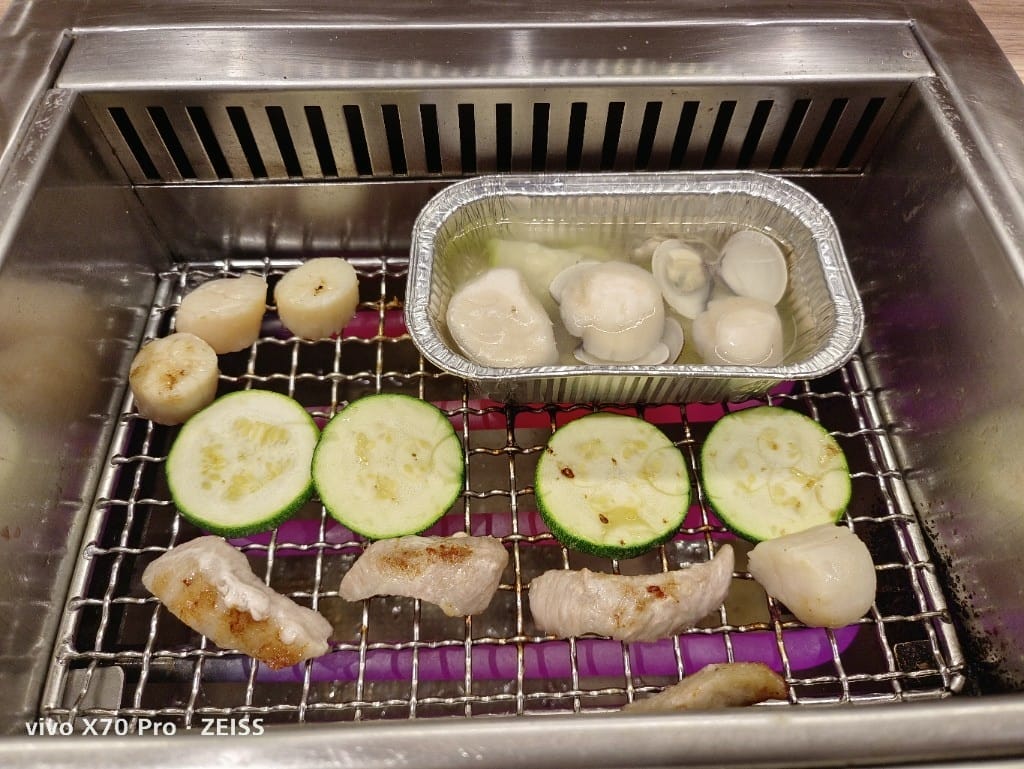 【桃園吃到飽】迴饗迴轉燒肉，單人友善的迴轉燒肉干貝吃到飽❤️
