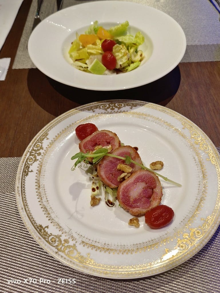 【新莊美食】慕拉諾義式餐廳，彷彿置身水族箱的義式餐廳❤️