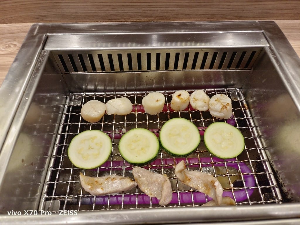 【桃園吃到飽】迴饗迴轉燒肉，單人友善的迴轉燒肉干貝吃到飽❤️