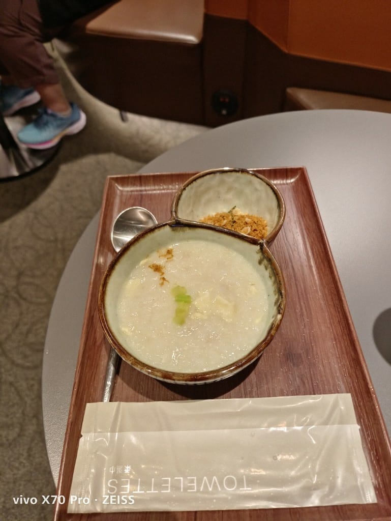 【桃園美食】桃園機場貴賓室VIP LOUNGE，一航星宇&環亞貴賓室