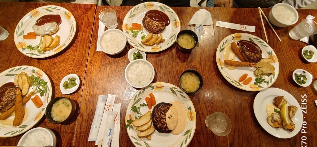 【日本京都美食】Tokura京都三條店,便宜又好吃的爆汁漢堡排❤️ - 第11張圖 【日本京都美食】Tokura京都三條店,便宜又好吃的爆汁漢堡排❤️