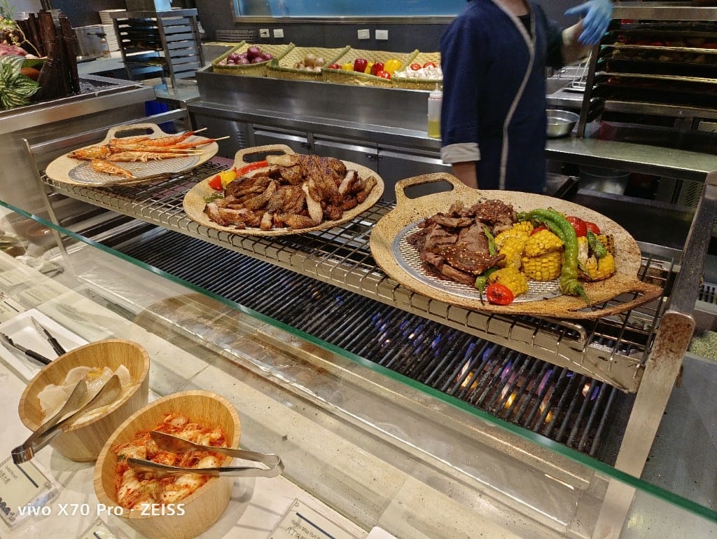 【台北吃到飽】探索廚房平日午餐21訪，冬の和食祭松葉蟹腳吃到飽❤️