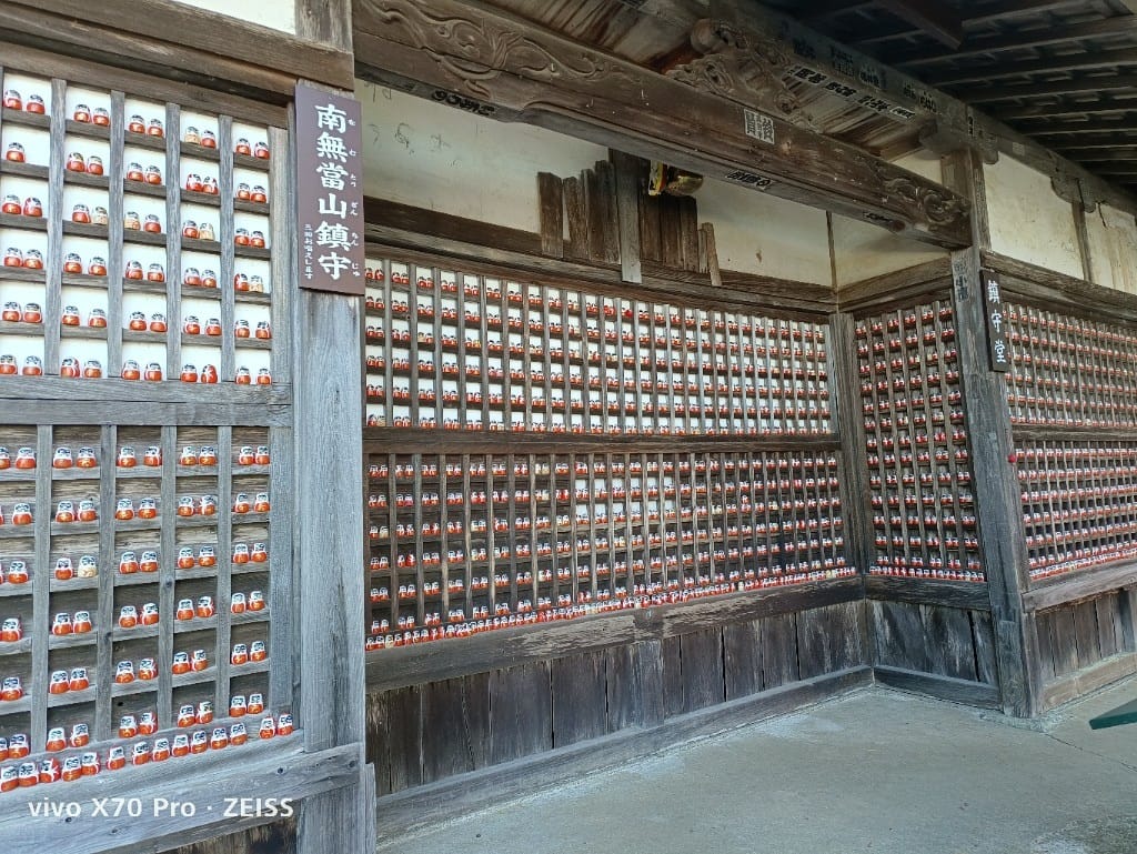 【日本京都旅遊】勝尾寺，滿山滿谷達摩的勝尾寺楓紅❤️