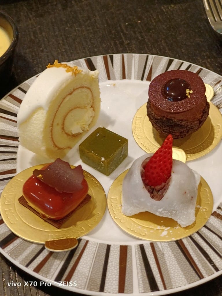 【台北吃到飽】探索廚房平日午餐21訪，冬の和食祭松葉蟹腳吃到飽❤️