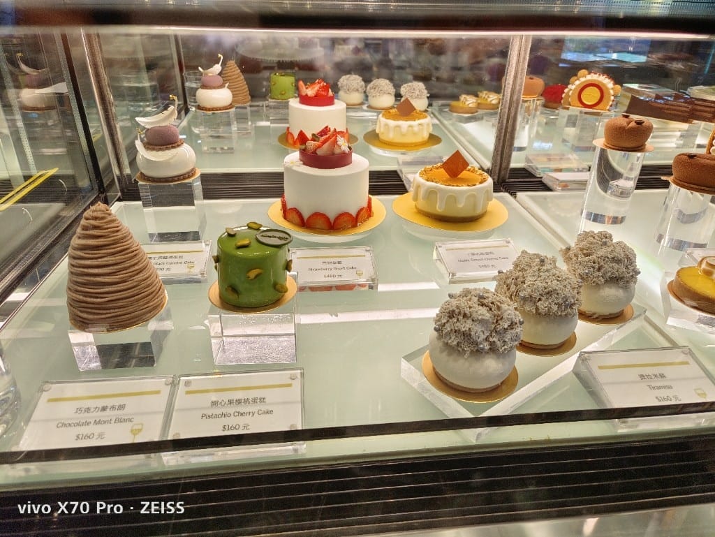 【台北吃到飽】探索廚房平日午餐21訪，冬の和食祭松葉蟹腳吃到飽❤️