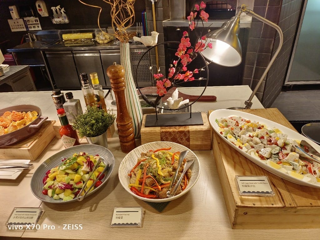 【台北吃到飽】探索廚房平日午餐21訪，冬の和食祭松葉蟹腳吃到飽❤️