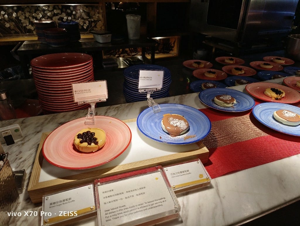 【台北吃到飽】喜來登12廚假晚餐21訪，全新韓流美食買一送一享受松葉蟹吃到飽❤️