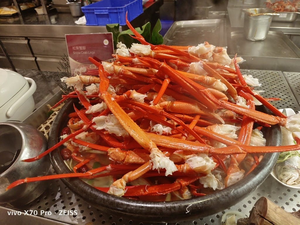 【台北吃到飽】喜來登12廚假晚餐21訪，全新韓流美食買一送一享受松葉蟹吃到飽❤️
