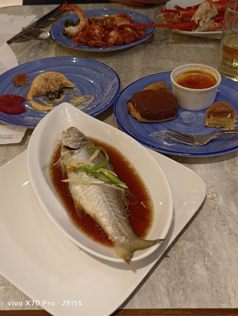 【台北吃到飽】喜來登12廚假晚餐21訪，全新韓流美食買一送一享受松葉蟹吃到飽❤️