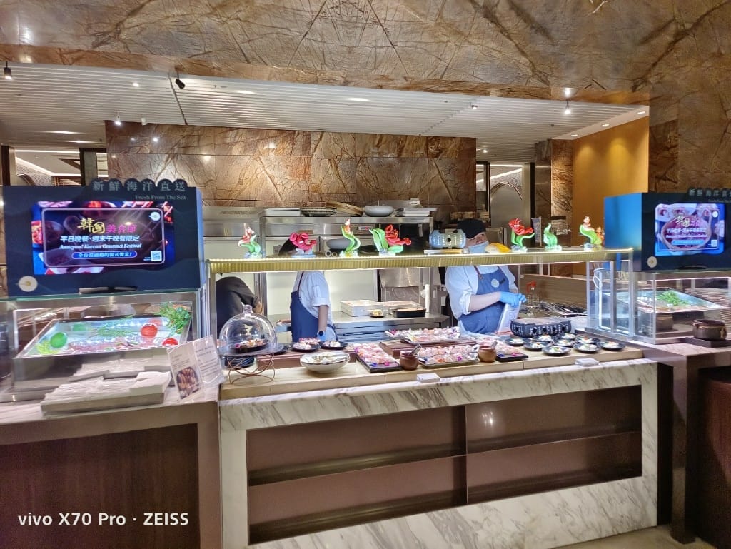 【台北吃到飽】喜來登12廚假晚餐21訪，全新韓流美食買一送一享受松葉蟹吃到飽❤️
