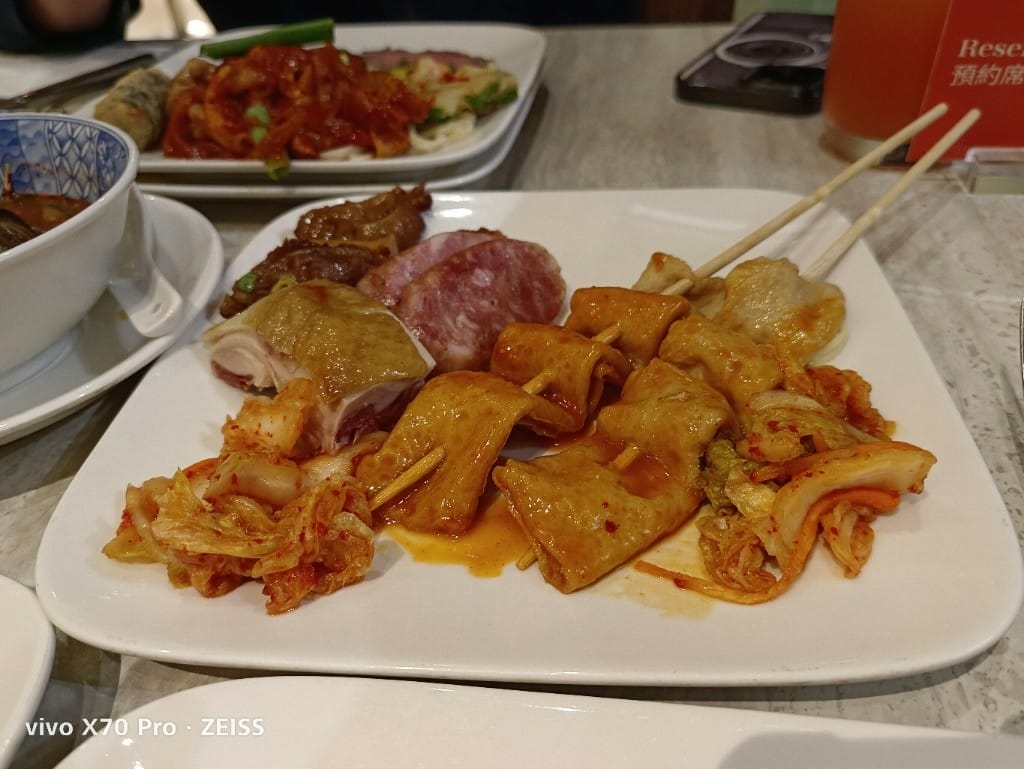 【台北吃到飽】喜來登12廚假晚餐21訪，全新韓流美食買一送一享受松葉蟹吃到飽❤️