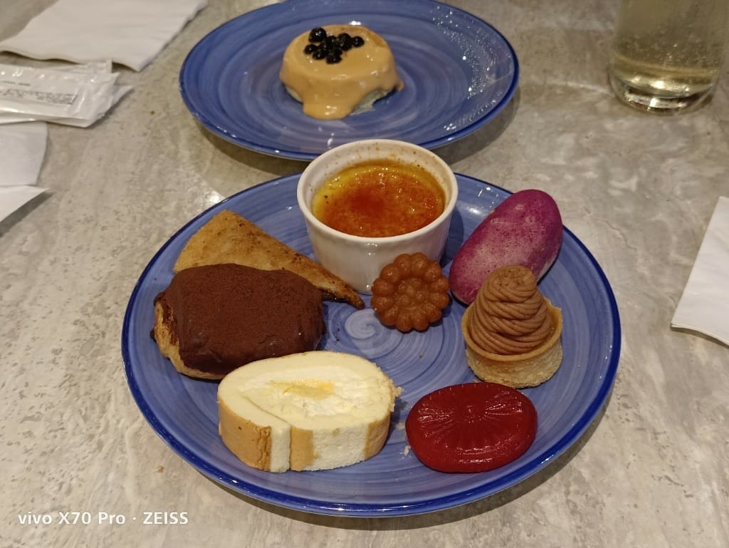 【台北吃到飽】喜來登12廚假晚餐21訪，全新韓流美食買一送一享受松葉蟹吃到飽❤️