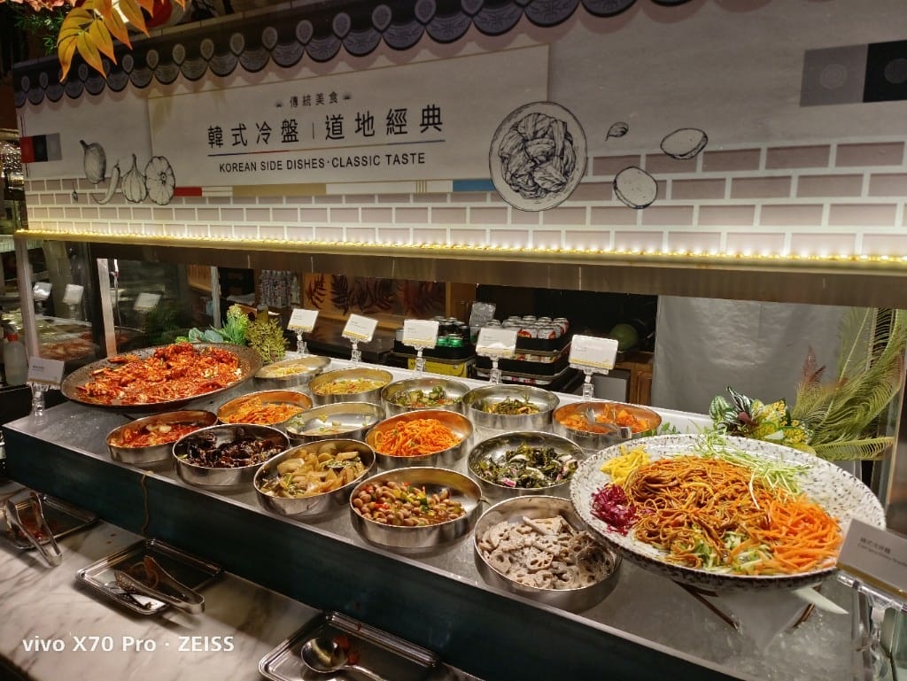 【台北吃到飽】喜來登12廚假晚餐21訪，全新韓流美食買一送一享受松葉蟹吃到飽❤️