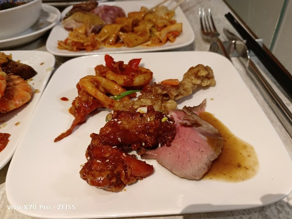 【台北吃到飽】喜來登12廚假晚餐21訪，全新韓流美食買一送一享受松葉蟹吃到飽❤️