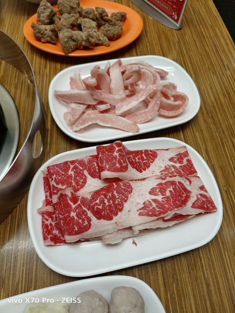 【新莊美食】詹記麻辣火鍋新莊總店，果凍鴨血NO1麻辣鍋❤️