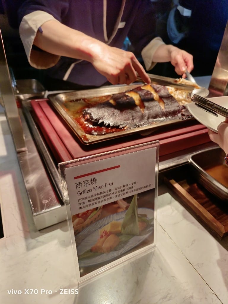 【台北吃到飽】探索廚房平日午餐22訪，半價大嗑冬の和食祭松葉蟹腳吃到飽❤️