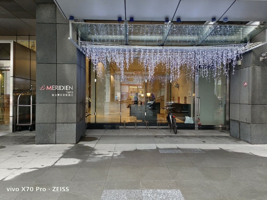 【台北吃到飽】探索廚房平日午餐22訪，半價大嗑冬の和食祭松葉蟹腳吃到飽❤️