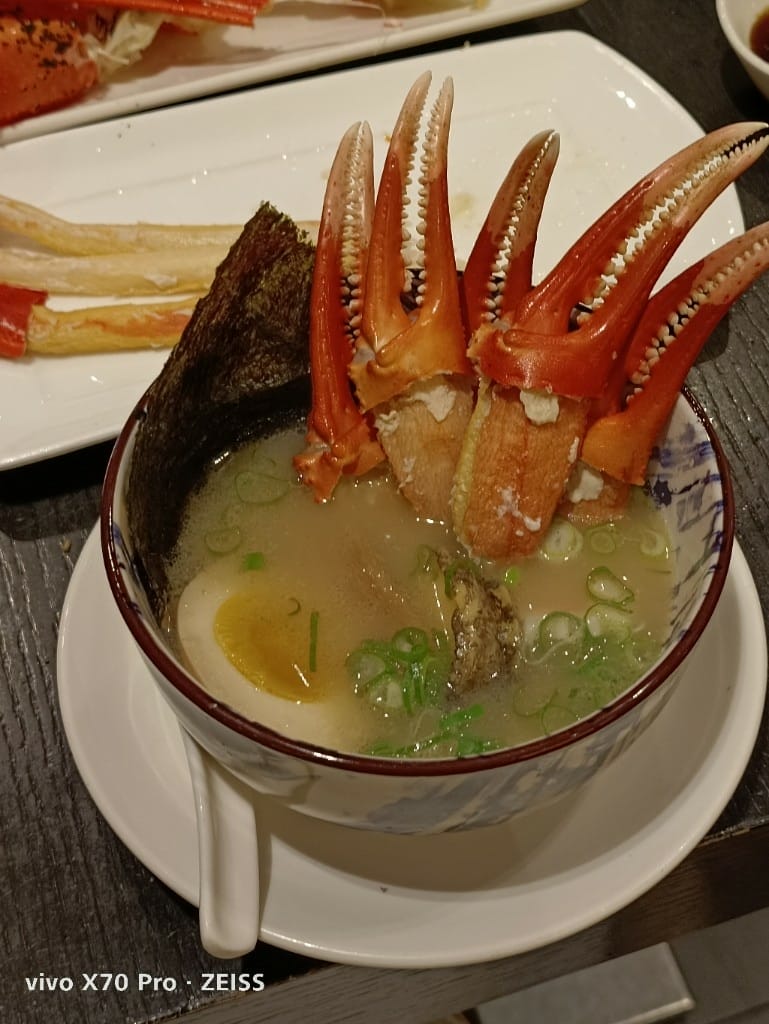 【台北吃到飽】探索廚房平日午餐22訪，半價大嗑冬の和食祭松葉蟹腳吃到飽❤️