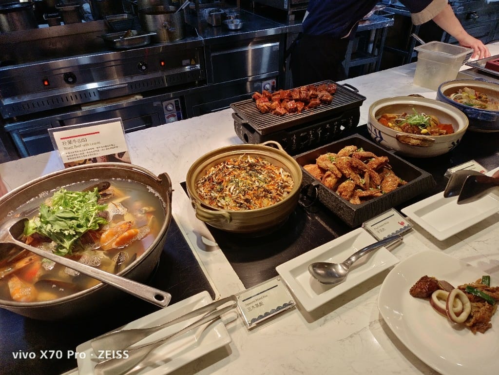 【台北吃到飽】探索廚房平日午餐22訪，半價大嗑冬の和食祭松葉蟹腳吃到飽❤️