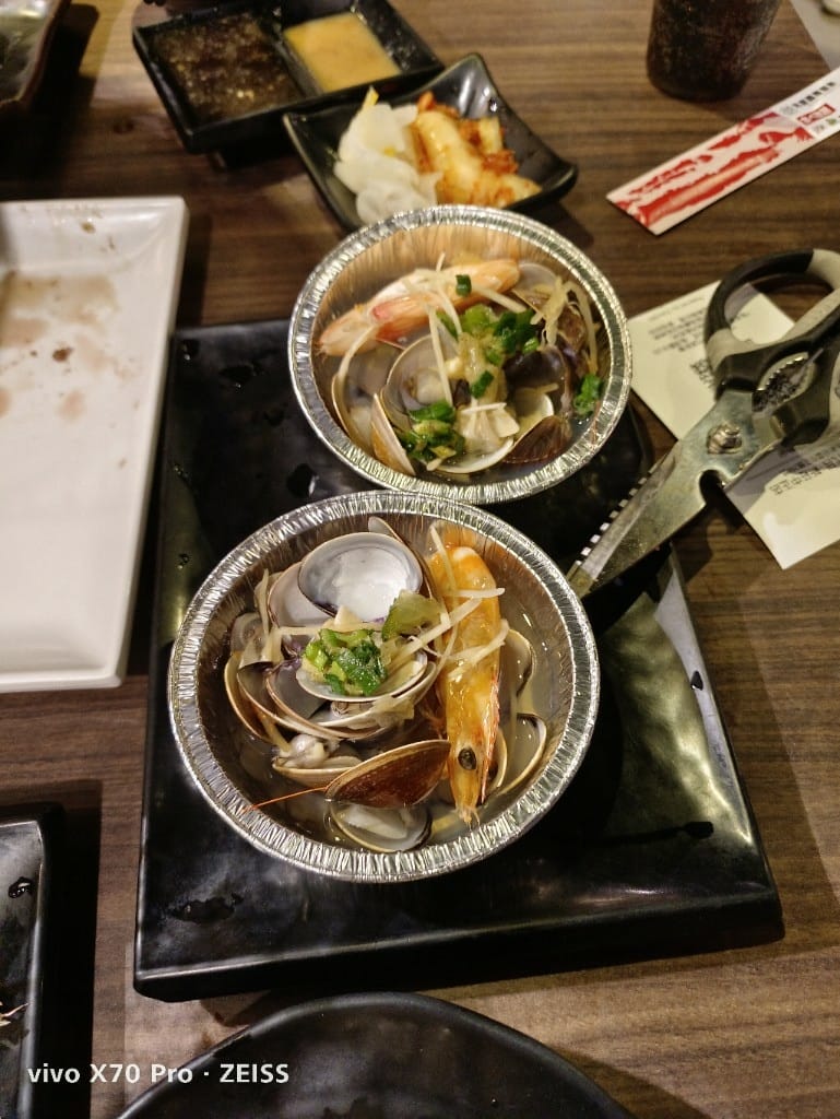 【新莊吃到飽】燒肉眾精緻炭火燒肉新莊中正店，半價開箱吃到飽❤️