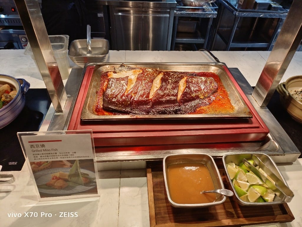 【台北吃到飽】探索廚房平日午餐22訪，半價大嗑冬の和食祭松葉蟹腳吃到飽❤️