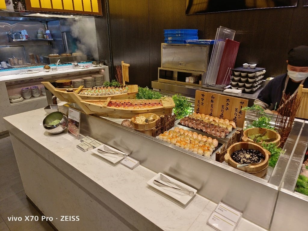 【台北吃到飽】探索廚房平日午餐22訪，半價大嗑冬の和食祭松葉蟹腳吃到飽❤️