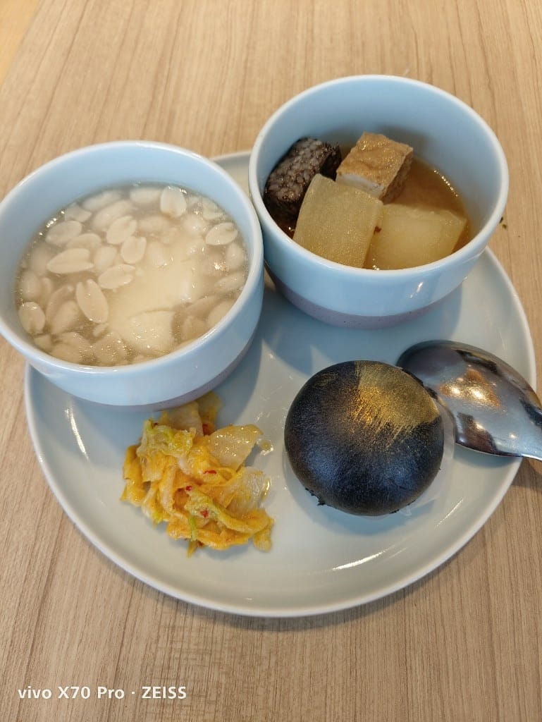 【台北吃到飽】KiABinSan枝仔冰城，和怪獸之王哥吉拉共進午餐❤️