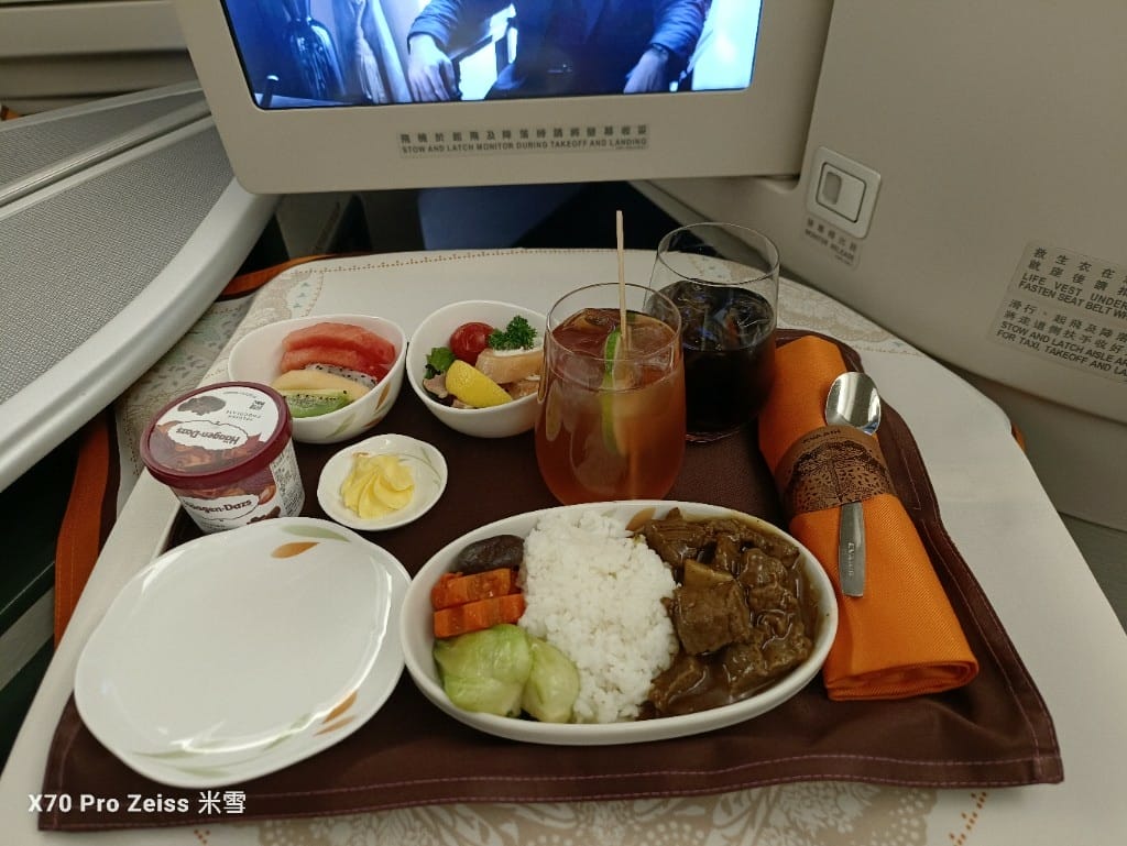 【飛上海商務餐飛機餐】長榮航空 & 韓亞航空 - 第23張圖 【飛上海商務餐飛機餐】長榮航空 & 韓亞航空