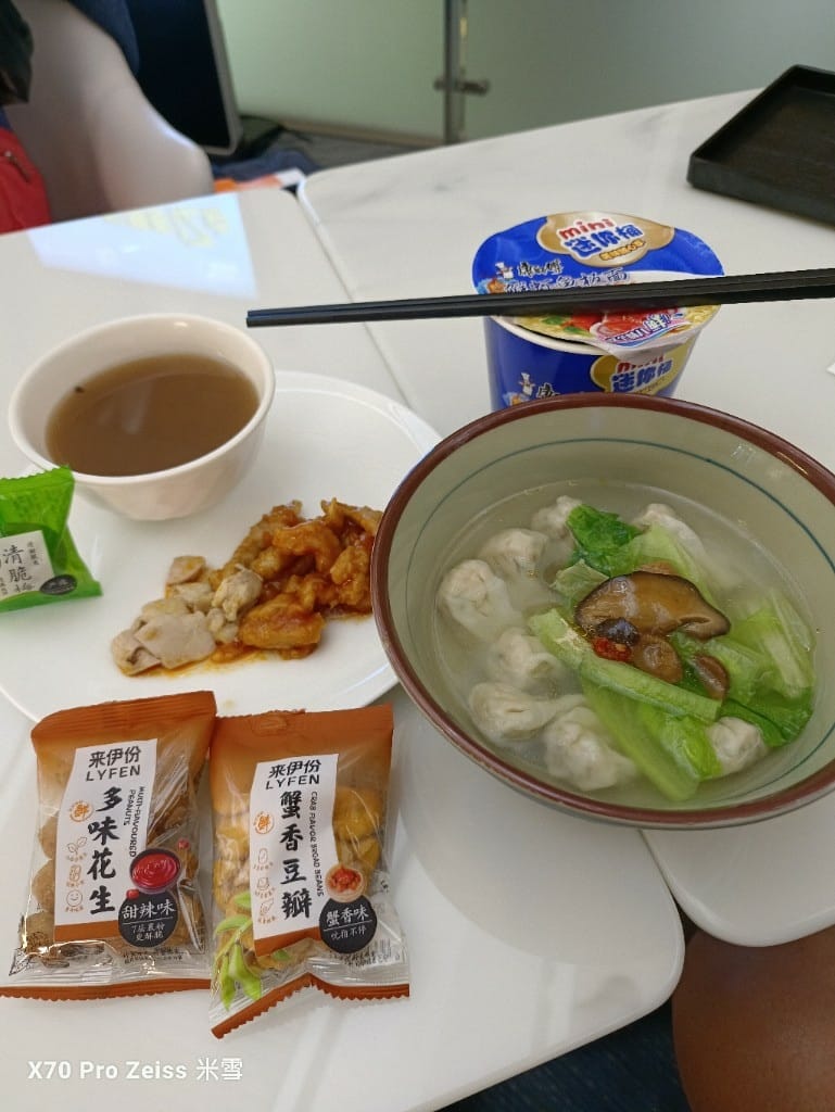【中國上海浦東機場貴賓室】東航貴賓室77號 & 69號貴賓室 & 中國國際航空貴賓室71號 - 第34張圖 【中國上海浦東機場貴賓室】東航貴賓室77號 & 69號貴賓室 & 中國國際航空貴賓室71號