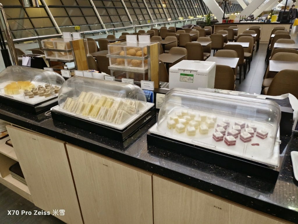 【中國上海浦東機場貴賓室】東航貴賓室77號 & 69號貴賓室 & 中國國際航空貴賓室71號 - 第6張圖 【中國上海浦東機場貴賓室】東航貴賓室77號 & 69號貴賓室 & 中國國際航空貴賓室71號