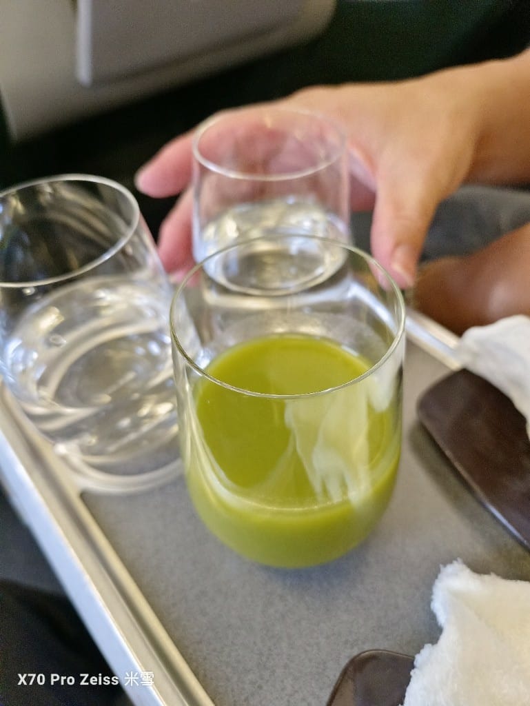 【飛上海商務餐飛機餐】長榮航空 & 韓亞航空 - 第7張圖 【飛上海商務餐飛機餐】長榮航空 & 韓亞航空