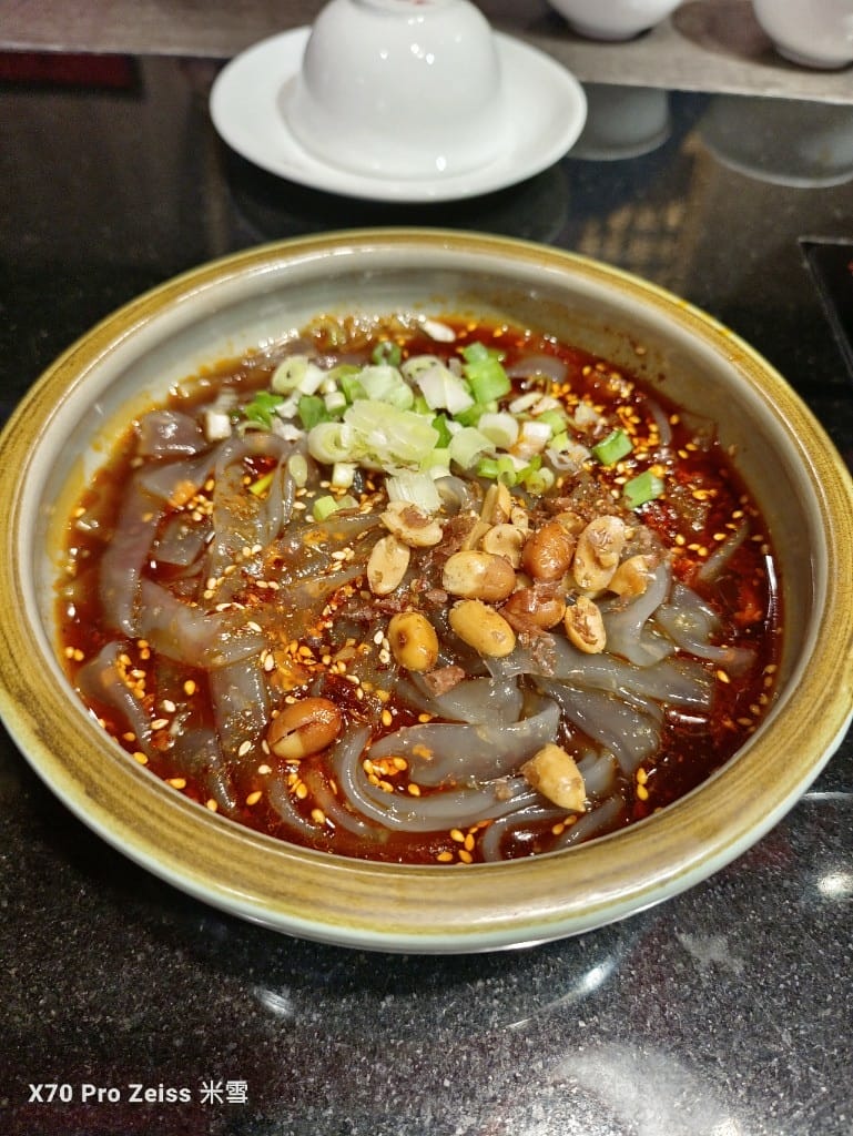 【林口美食】老四川巴蜀麻辣燙林口店，來自對岸的川味秘方麻辣鍋❤️