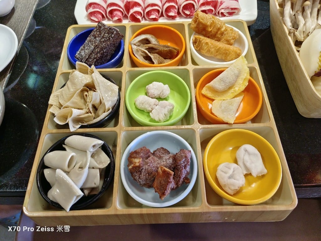【林口美食】老四川巴蜀麻辣燙林口店，來自對岸的川味秘方麻辣鍋❤️