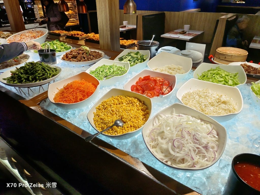 【中和吃到飽】我家牛排中和店6訪，水果超浮誇的自助吧吃到飽❤️