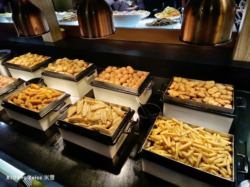 【中和吃到飽】我家牛排中和店6訪，水果超浮誇的自助吧吃到飽❤️