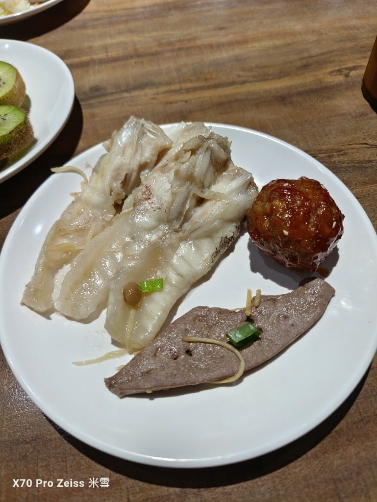【中和吃到飽】我家牛排中和店6訪，水果超浮誇的自助吧吃到飽❤️