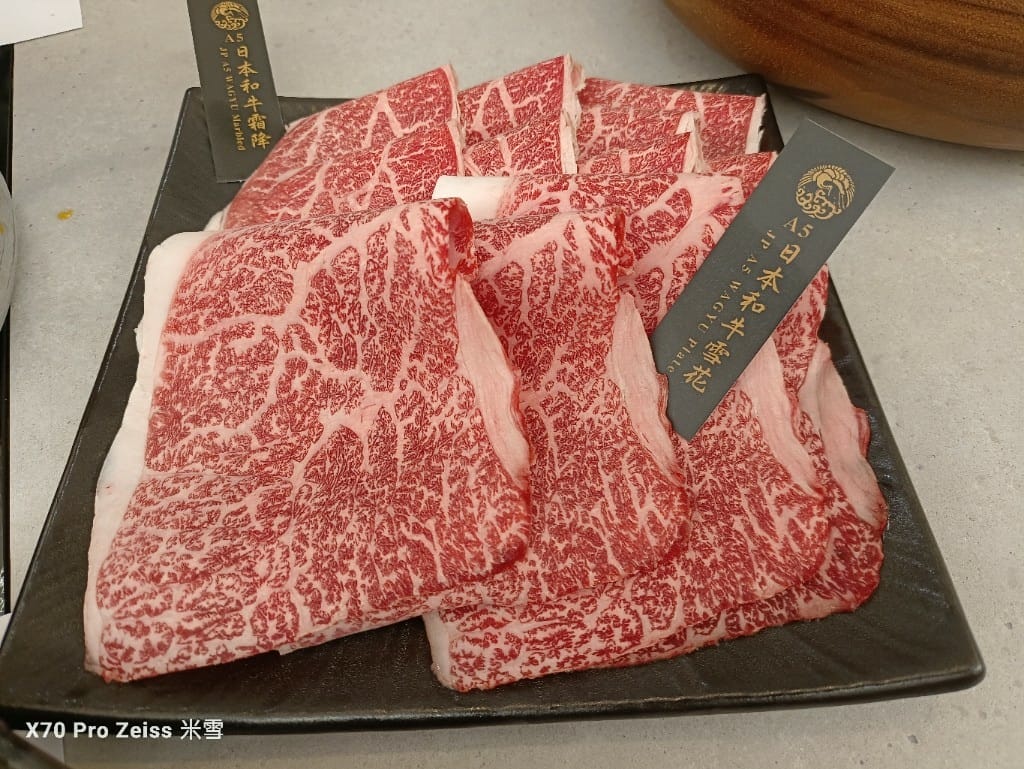 【台北吃到飽】極鶴和牛鍋物,趁開幕85折吃爆和牛❤️❤️❤️ - 第13張圖 【台北吃到飽】極鶴和牛鍋物,趁開幕85折吃爆和牛❤️❤️❤️