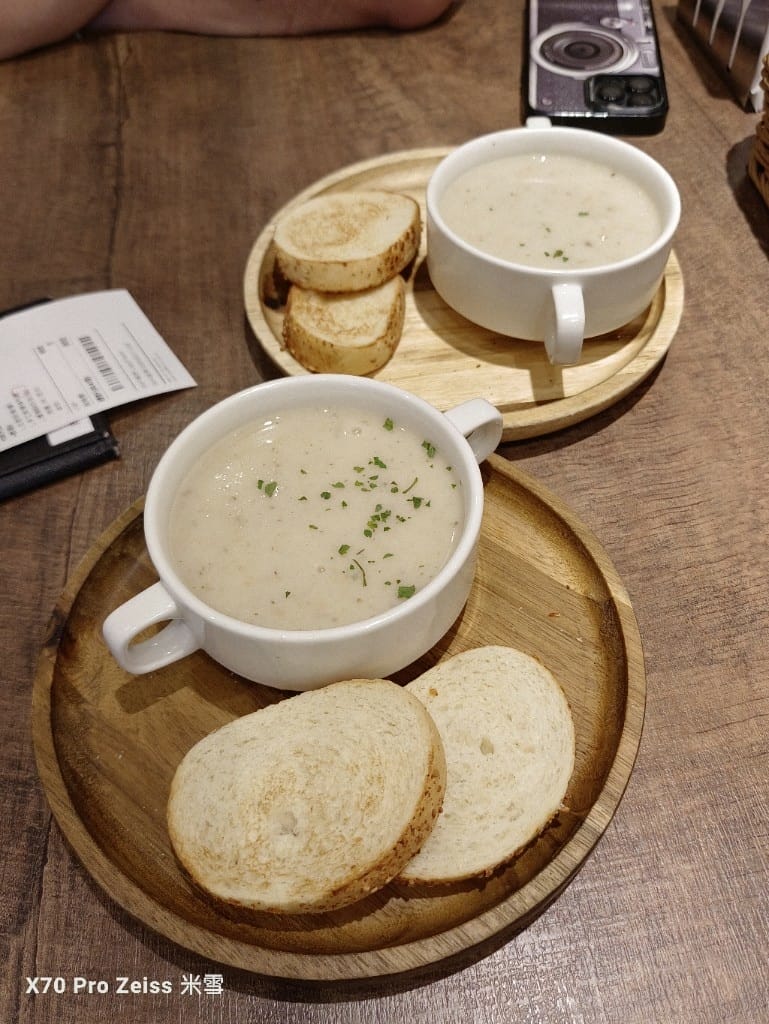 【新莊美食】LazyPasta慵懶廚房新莊中和店
,平價美味的義大利麵❤️ - 第10張圖 【新莊美食】LazyPasta慵懶廚房新莊中和店
,平價美味的義大利麵❤️