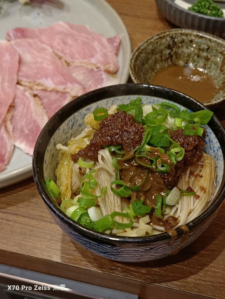 【新莊美食】峰精緻鍋物餐酒，新莊新開的網美火鍋店！