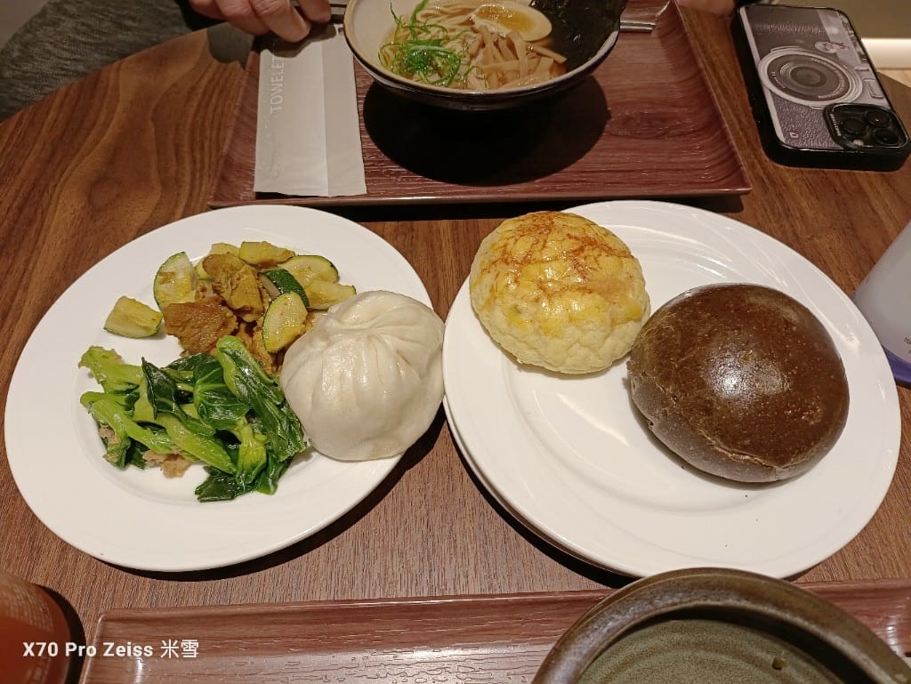 【桃園美食】桃園機場貴賓室VIP LOUNGE，一航星宇、環亞、畢卓樂地