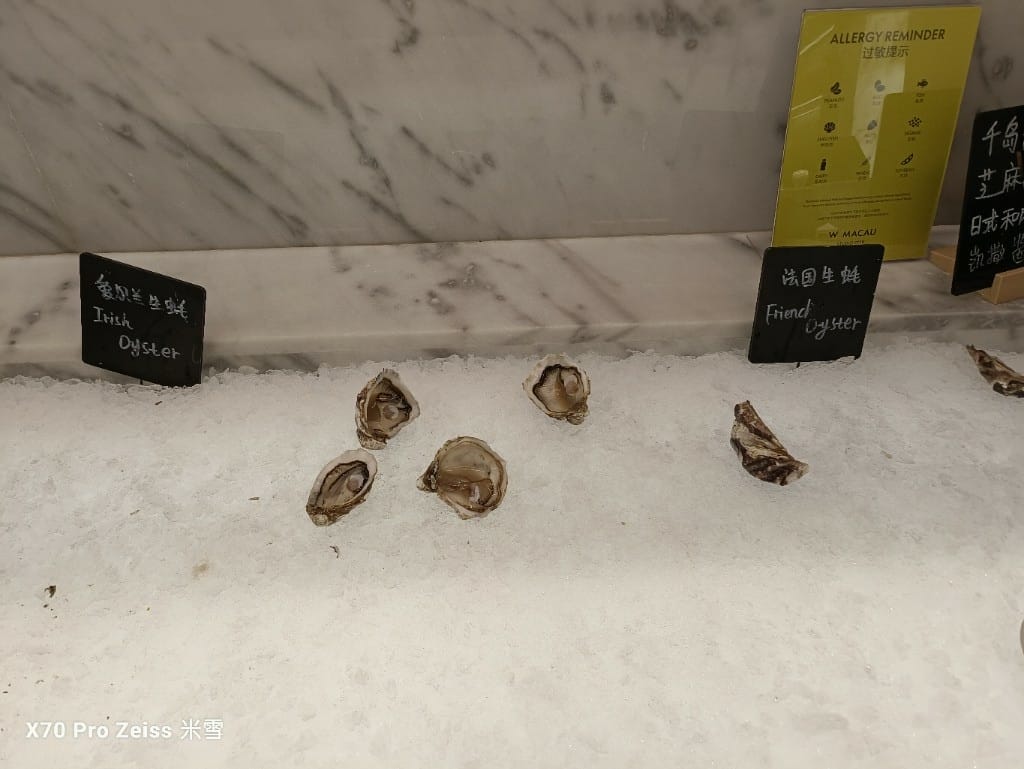 【澳門美食】澳門新濠影匯W酒店HawkerHawker津津Buffet，龍蝦生蠔大自由❤️