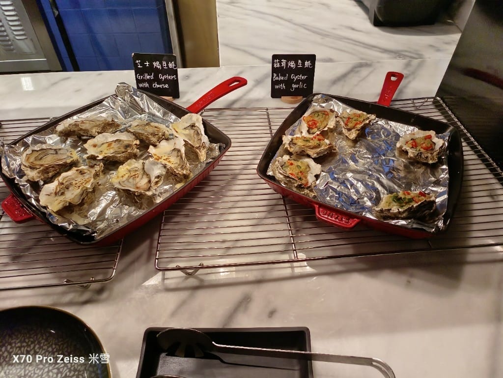 【澳門美食】澳門新濠影匯W酒店HawkerHawker津津Buffet，龍蝦生蠔大自由❤️