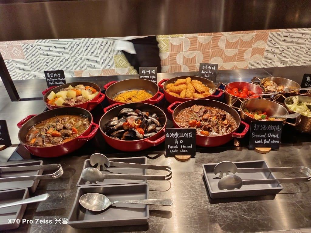 【澳門美食】澳門新濠影匯W酒店HawkerHawker津津Buffet，龍蝦生蠔大自由❤️