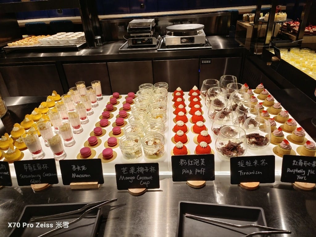 【澳門美食】澳門新濠影匯W酒店HawkerHawker津津Buffet，龍蝦生蠔大自由❤️