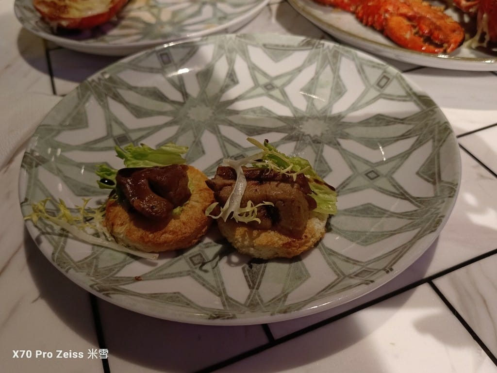 【澳門美食】澳門新濠影匯W酒店HawkerHawker津津Buffet，龍蝦生蠔大自由❤️
