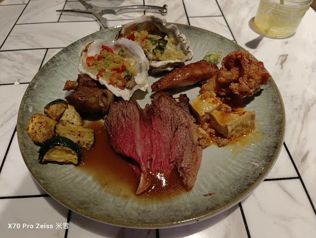 【澳門美食】澳門新濠影匯W酒店HawkerHawker津津Buffet，龍蝦生蠔大自由❤️